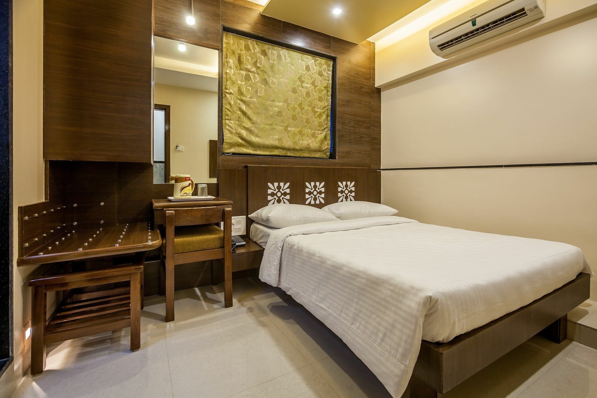 City Guest House - Dadar Mumbai Exterior photo